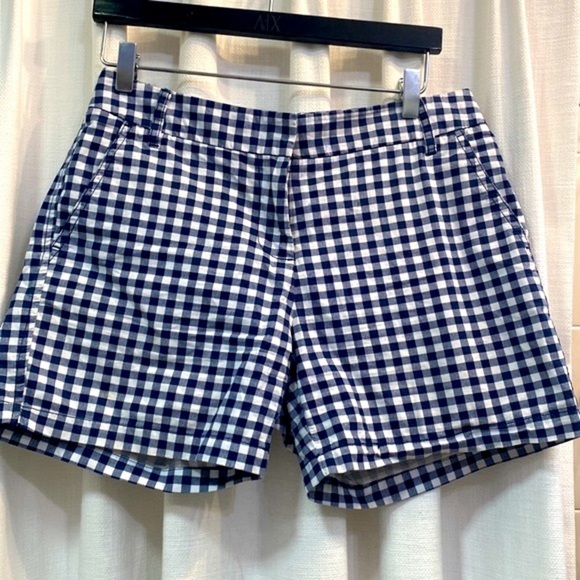 Women’s Izod Navy & White Checkered Gingham Shorts Size 4 - Picture 2 of 6